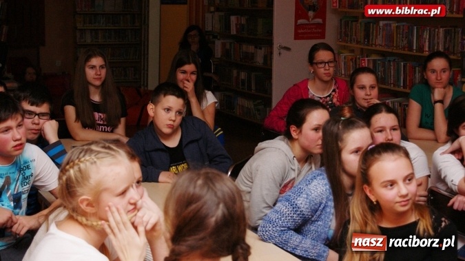 Zdjęcie w galerii na portalu naszraciborz.pl: Czy w bibliotece mieszka duch?  wiadomości z regionu