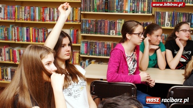 Zdjęcie w galerii na portalu naszraciborz.pl: Czy w bibliotece mieszka duch?  wiadomości z regionu