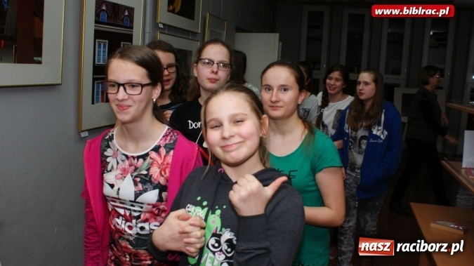 Zdjęcie w galerii na portalu naszraciborz.pl: Czy w bibliotece mieszka duch?  wiadomości z regionu