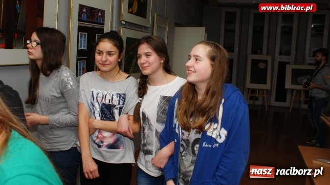 Zdjęcie w galerii na portalu naszraciborz.pl: Czy w bibliotece mieszka duch?  wiadomości z regionu