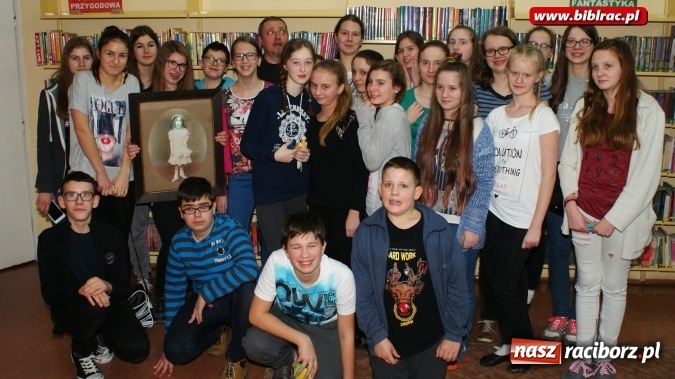 Zdjęcie w galerii na portalu naszraciborz.pl: Czy w bibliotece mieszka duch?  wiadomości z regionu