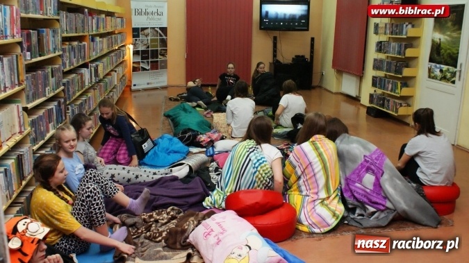 Zdjęcie w galerii na portalu naszraciborz.pl: Czy w bibliotece mieszka duch?  wiadomości z regionu