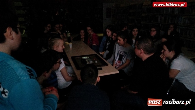 Zdjęcie w galerii na portalu naszraciborz.pl: Czy w bibliotece mieszka duch?  wiadomości z regionu