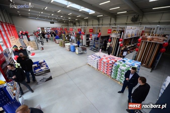 Zdjęcie w galerii na portalu naszraciborz.pl: Centrum materiałów budowlanych GRUD w nowym miejscu wiadomości z regionu