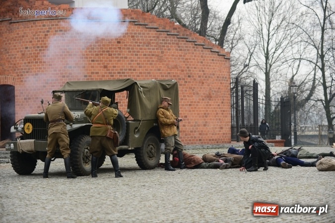 Zdjęcie w galerii na portalu naszraciborz.pl: Racibórz żołnierzom wyklętym - piknik historyczno-patriotyczny na zamku wiadomości z regionu