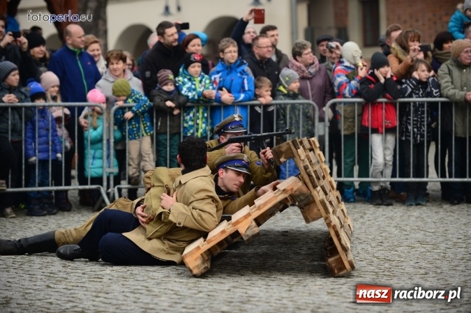 Zdjęcie w galerii na portalu naszraciborz.pl: Racibórz żołnierzom wyklętym - piknik historyczno-patriotyczny na zamku wiadomości z regionu