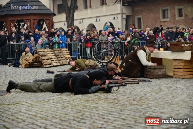 Zdjęcie w galerii na portalu naszraciborz.pl: Racibórz żołnierzom wyklętym - piknik historyczno-patriotyczny na zamku wiadomości z regionu