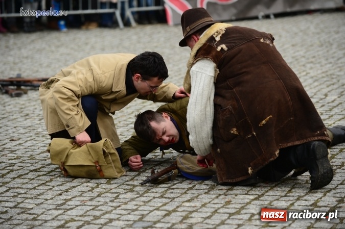 Zdjęcie w galerii na portalu naszraciborz.pl: Racibórz żołnierzom wyklętym - piknik historyczno-patriotyczny na zamku wiadomości z regionu