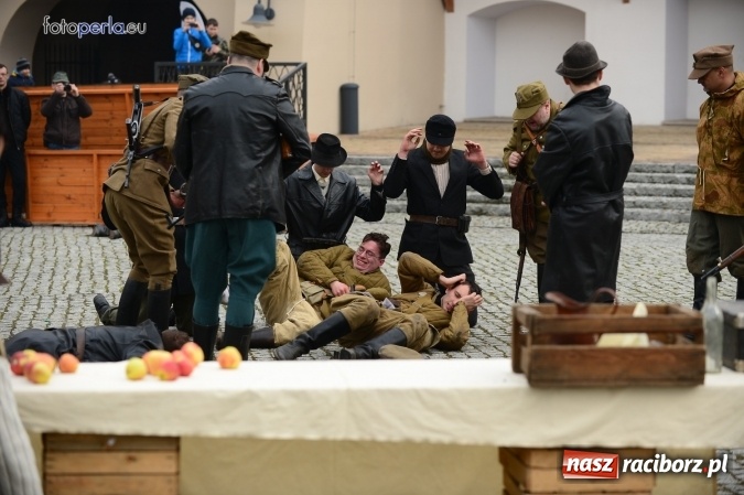 Zdjęcie w galerii na portalu naszraciborz.pl: Racibórz żołnierzom wyklętym - piknik historyczno-patriotyczny na zamku wiadomości z regionu