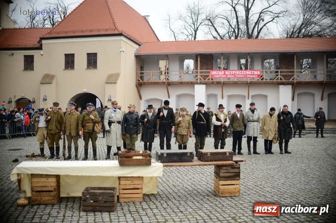 Zdjęcie w galerii na portalu naszraciborz.pl: Racibórz żołnierzom wyklętym - piknik historyczno-patriotyczny na zamku wiadomości z regionu