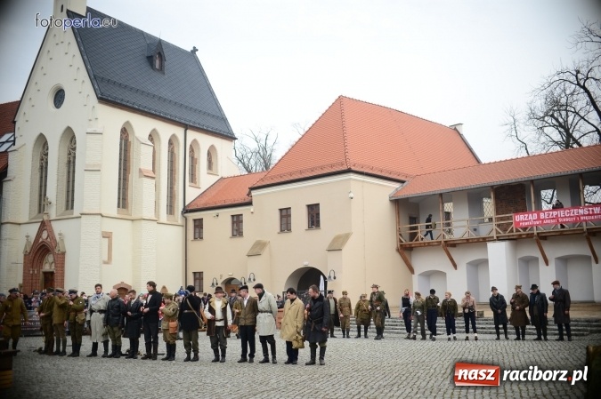 Zdjęcie w galerii na portalu naszraciborz.pl: Racibórz żołnierzom wyklętym - piknik historyczno-patriotyczny na zamku wiadomości z regionu