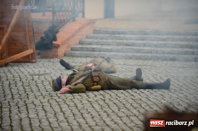 Zdjęcie w galerii na portalu naszraciborz.pl: Racibórz żołnierzom wyklętym - piknik historyczno-patriotyczny na zamku wiadomości z regionu