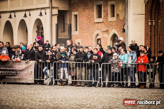 Zdjęcie w galerii na portalu naszraciborz.pl: Racibórz żołnierzom wyklętym - piknik historyczno-patriotyczny na zamku wiadomości z regionu