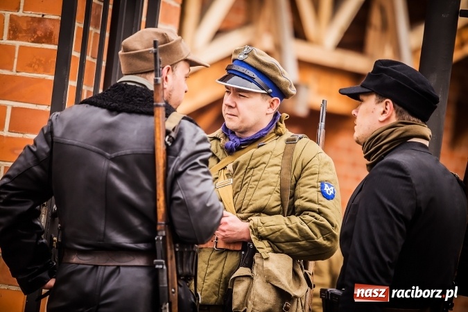 Zdjęcie w galerii na portalu naszraciborz.pl: Racibórz żołnierzom wyklętym - piknik historyczno-patriotyczny na zamku wiadomości z regionu