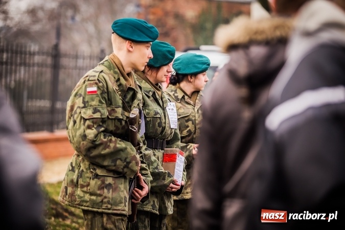 Zdjęcie w galerii na portalu naszraciborz.pl: Racibórz żołnierzom wyklętym - piknik historyczno-patriotyczny na zamku wiadomości z regionu