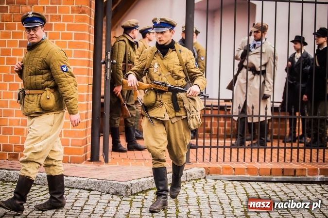 Zdjęcie w galerii na portalu naszraciborz.pl: Racibórz żołnierzom wyklętym - piknik historyczno-patriotyczny na zamku wiadomości z regionu