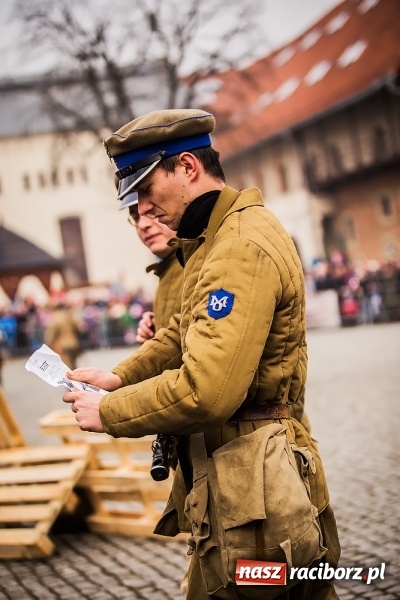 Zdjęcie w galerii na portalu naszraciborz.pl: Racibórz żołnierzom wyklętym - piknik historyczno-patriotyczny na zamku wiadomości z regionu