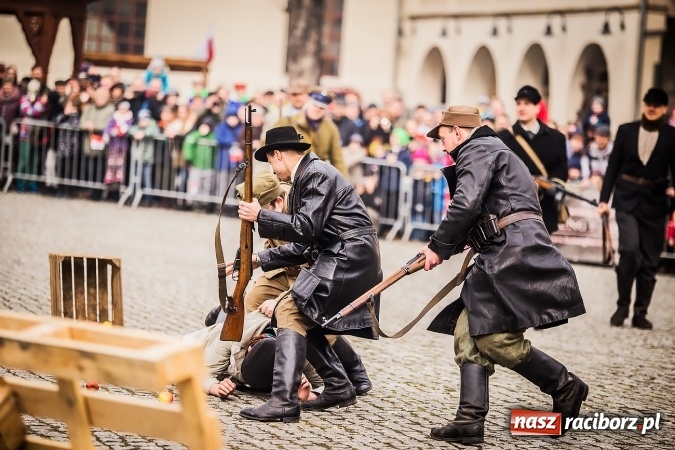 Zdjęcie w galerii na portalu naszraciborz.pl: Racibórz żołnierzom wyklętym - piknik historyczno-patriotyczny na zamku wiadomości z regionu