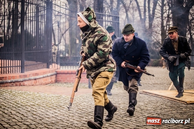 Zdjęcie w galerii na portalu naszraciborz.pl: Racibórz żołnierzom wyklętym - piknik historyczno-patriotyczny na zamku wiadomości z regionu