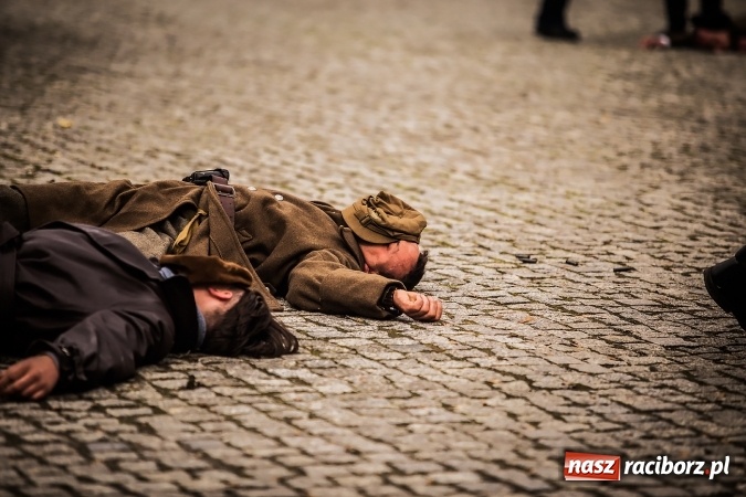 Zdjęcie w galerii na portalu naszraciborz.pl: Racibórz żołnierzom wyklętym - piknik historyczno-patriotyczny na zamku wiadomości z regionu