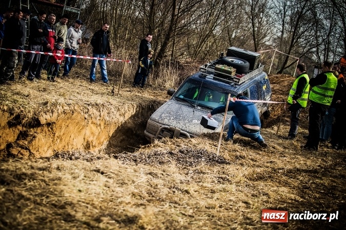Zdjęcie w galerii na portalu naszraciborz.pl: Dzień Kobiet z Raciborskim Klubem Off-Road 4x4 wiadomości z regionu