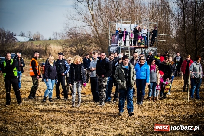 Zdjęcie w galerii na portalu naszraciborz.pl: Dzień Kobiet z Raciborskim Klubem Off-Road 4x4 wiadomości z regionu