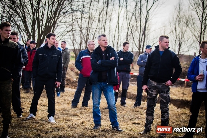 Zdjęcie w galerii na portalu naszraciborz.pl: Dzień Kobiet z Raciborskim Klubem Off-Road 4x4 wiadomości z regionu