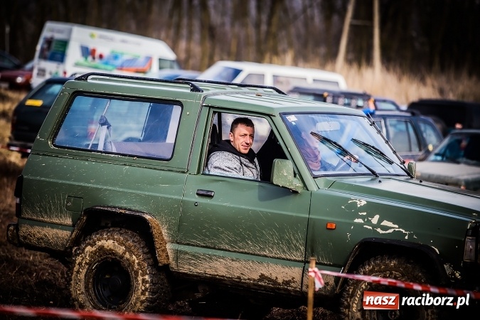 Zdjęcie w galerii na portalu naszraciborz.pl: Dzień Kobiet z Raciborskim Klubem Off-Road 4x4 wiadomości z regionu