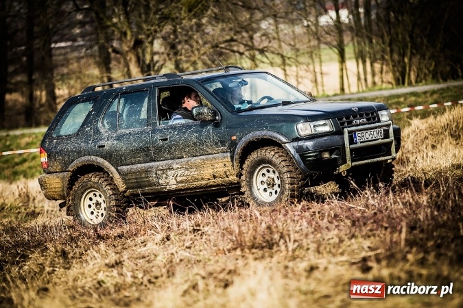 Zdjęcie w galerii na portalu naszraciborz.pl: Dzień Kobiet z Raciborskim Klubem Off-Road 4x4 wiadomości z regionu