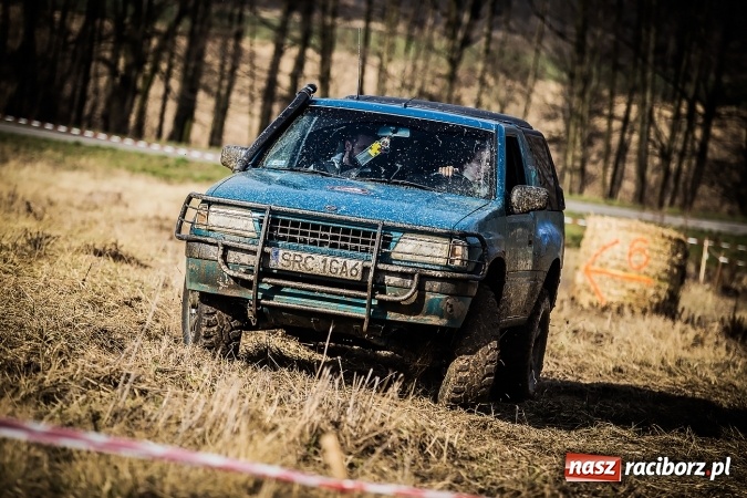 Zdjęcie w galerii na portalu naszraciborz.pl: Dzień Kobiet z Raciborskim Klubem Off-Road 4x4 wiadomości z regionu