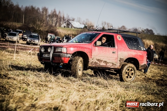 Zdjęcie w galerii na portalu naszraciborz.pl: Dzień Kobiet z Raciborskim Klubem Off-Road 4x4 wiadomości z regionu