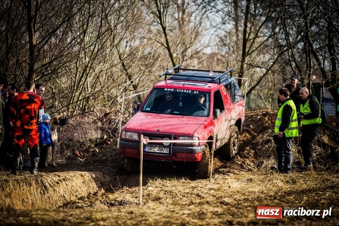 Zdjęcie w galerii na portalu naszraciborz.pl: Dzień Kobiet z Raciborskim Klubem Off-Road 4x4 wiadomości z regionu