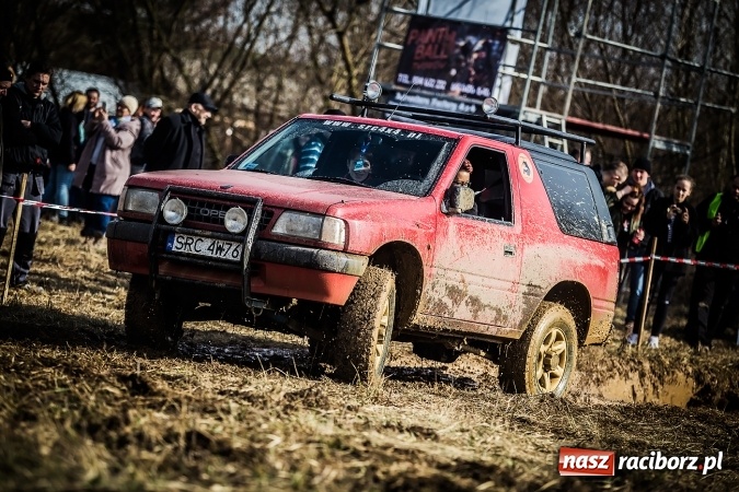 Zdjęcie w galerii na portalu naszraciborz.pl: Dzień Kobiet z Raciborskim Klubem Off-Road 4x4 wiadomości z regionu