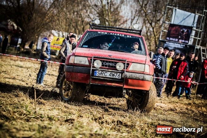 Zdjęcie w galerii na portalu naszraciborz.pl: Dzień Kobiet z Raciborskim Klubem Off-Road 4x4 wiadomości z regionu