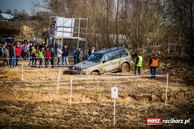 Zdjęcie w galerii na portalu naszraciborz.pl: Dzień Kobiet z Raciborskim Klubem Off-Road 4x4 wiadomości z regionu
