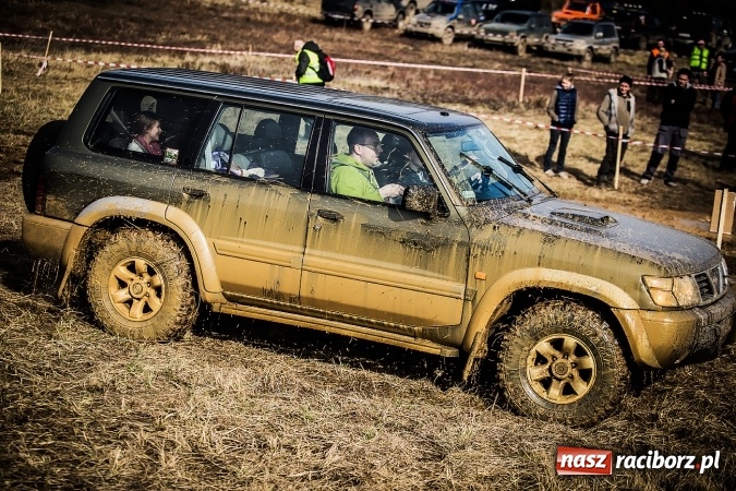 Zdjęcie w galerii na portalu naszraciborz.pl: Dzień Kobiet z Raciborskim Klubem Off-Road 4x4 wiadomości z regionu