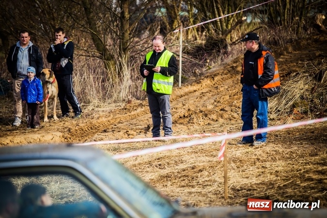 Zdjęcie w galerii na portalu naszraciborz.pl: Dzień Kobiet z Raciborskim Klubem Off-Road 4x4 wiadomości z regionu