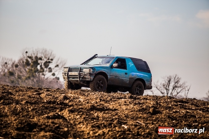 Zdjęcie w galerii na portalu naszraciborz.pl: Dzień Kobiet z Raciborskim Klubem Off-Road 4x4 wiadomości z regionu