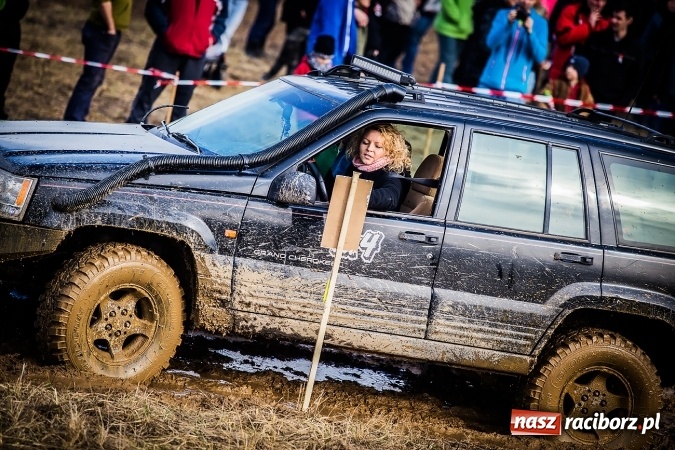 Zdjęcie w galerii na portalu naszraciborz.pl: Dzień Kobiet z Raciborskim Klubem Off-Road 4x4 wiadomości z regionu