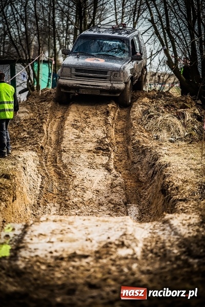 Zdjęcie w galerii na portalu naszraciborz.pl: Dzień Kobiet z Raciborskim Klubem Off-Road 4x4 wiadomości z regionu