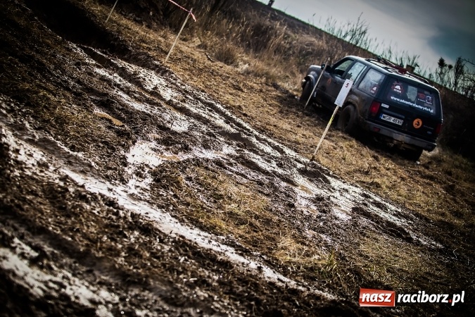 Zdjęcie w galerii na portalu naszraciborz.pl: Dzień Kobiet z Raciborskim Klubem Off-Road 4x4 wiadomości z regionu