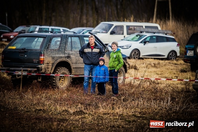 Zdjęcie w galerii na portalu naszraciborz.pl: Dzień Kobiet z Raciborskim Klubem Off-Road 4x4 wiadomości z regionu