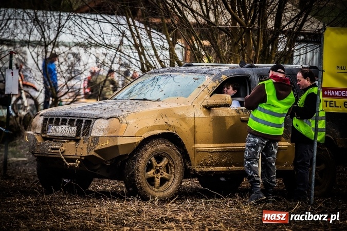 Zdjęcie w galerii na portalu naszraciborz.pl: Dzień Kobiet z Raciborskim Klubem Off-Road 4x4 wiadomości z regionu