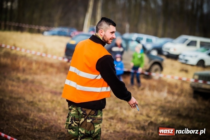 Zdjęcie w galerii na portalu naszraciborz.pl: Dzień Kobiet z Raciborskim Klubem Off-Road 4x4 wiadomości z regionu