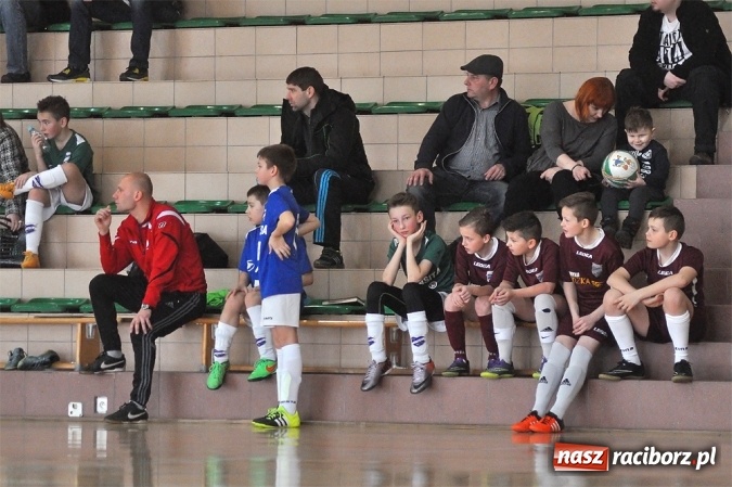 Zdjęcie w galerii na portalu naszraciborz.pl: Młodziki Unii Racibórz IV wygrały ligę halową wiadomości z regionu