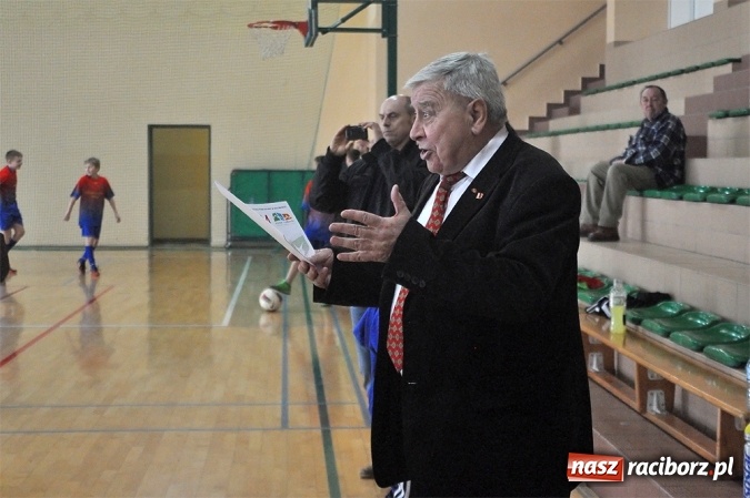 Zdjęcie w galerii na portalu naszraciborz.pl: Młodziki Unii Racibórz IV wygrały ligę halową wiadomości z regionu