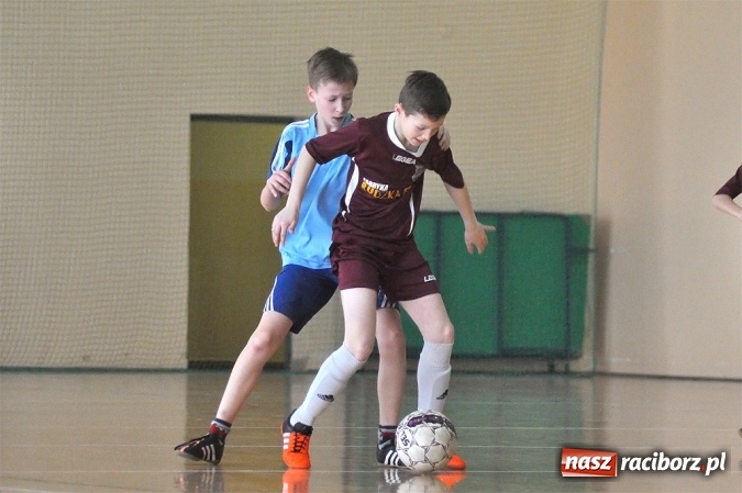 Zdjęcie w galerii na portalu naszraciborz.pl: Młodziki Unii Racibórz IV wygrały ligę halową wiadomości z regionu