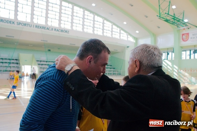 Zdjęcie w galerii na portalu naszraciborz.pl: Zimowa Liga Halowa: Ostatnia kolejka zmagań żaków wiadomości z regionu
