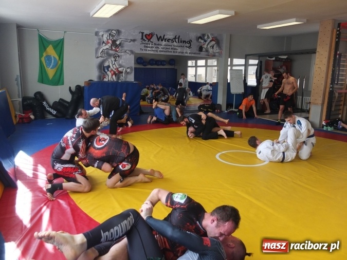 Zdjęcie w galerii na portalu naszraciborz.pl: Międzynarodowe spotkanie sparingowe w Łamatorze wiadomości z regionu