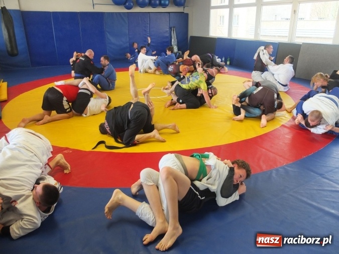 Zdjęcie w galerii na portalu naszraciborz.pl: Międzynarodowe spotkanie sparingowe w Łamatorze wiadomości z regionu